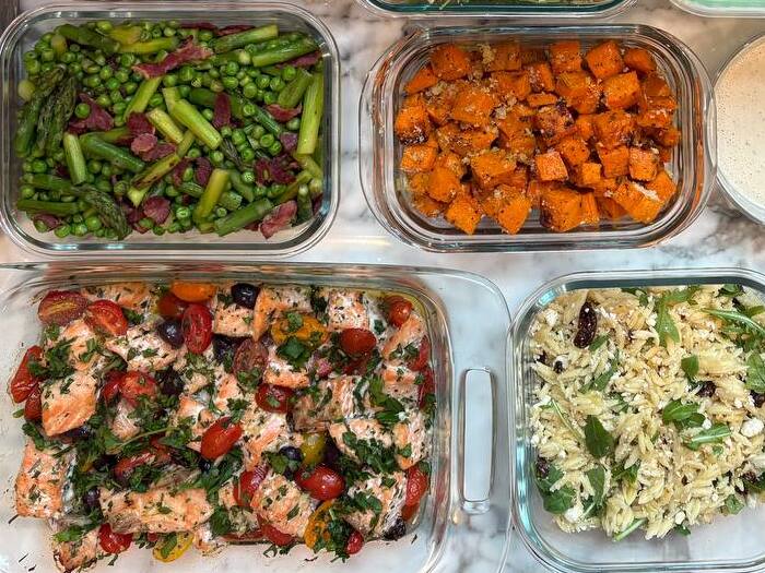 Горячее блюдо в подаче Chef Ana — работа повара на выезде
